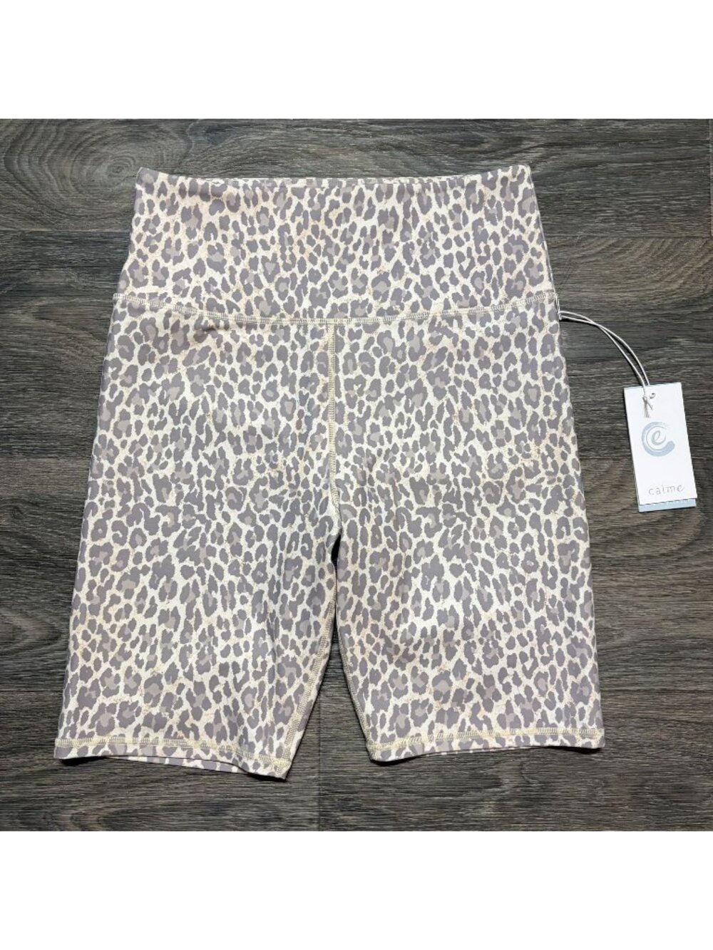 Johnny Was Calme Endurance Bike Shorts Large Leopard Print Activewear Gym NEW